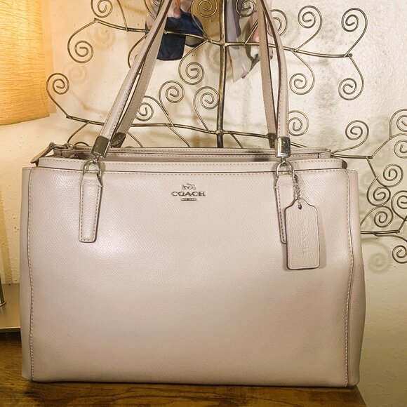 COACH Handbags - Coach shoulder bag Crossbody  Bag